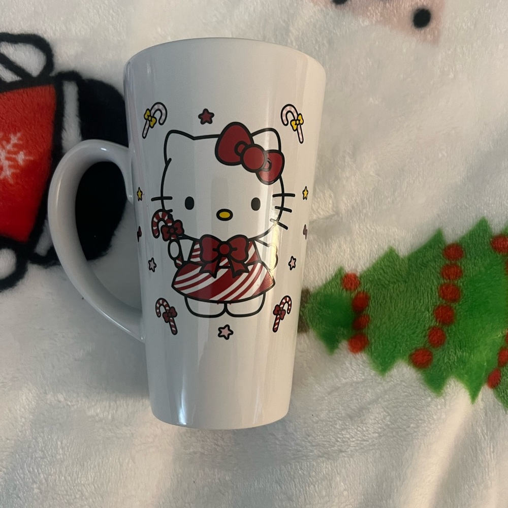 Hello kitty tall Christmas mug new